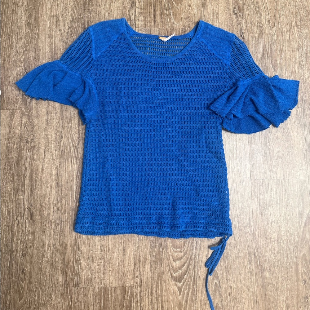 Free People Blue Crochet Knit Top M Boho Open Knit Ruffle Sleeve Sweater